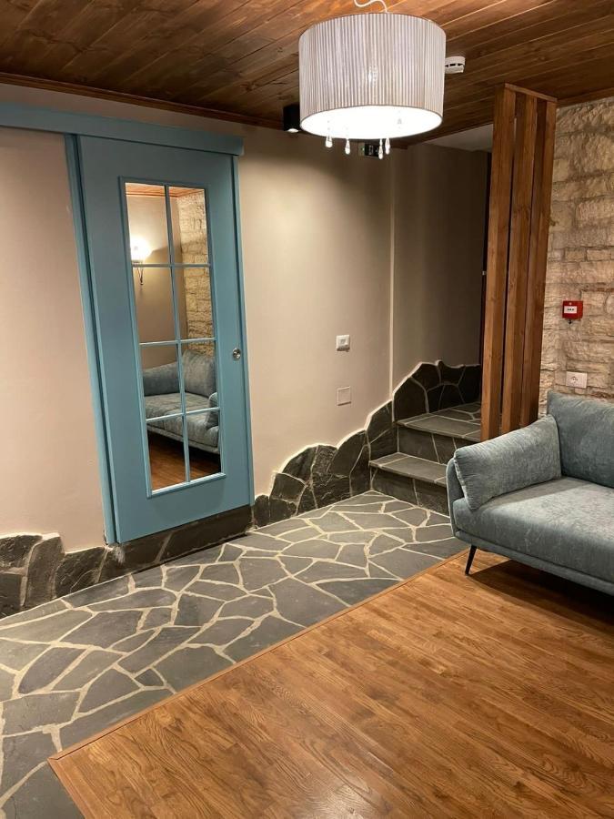 Palorto Hotel ジロカストラ エクステリア 写真