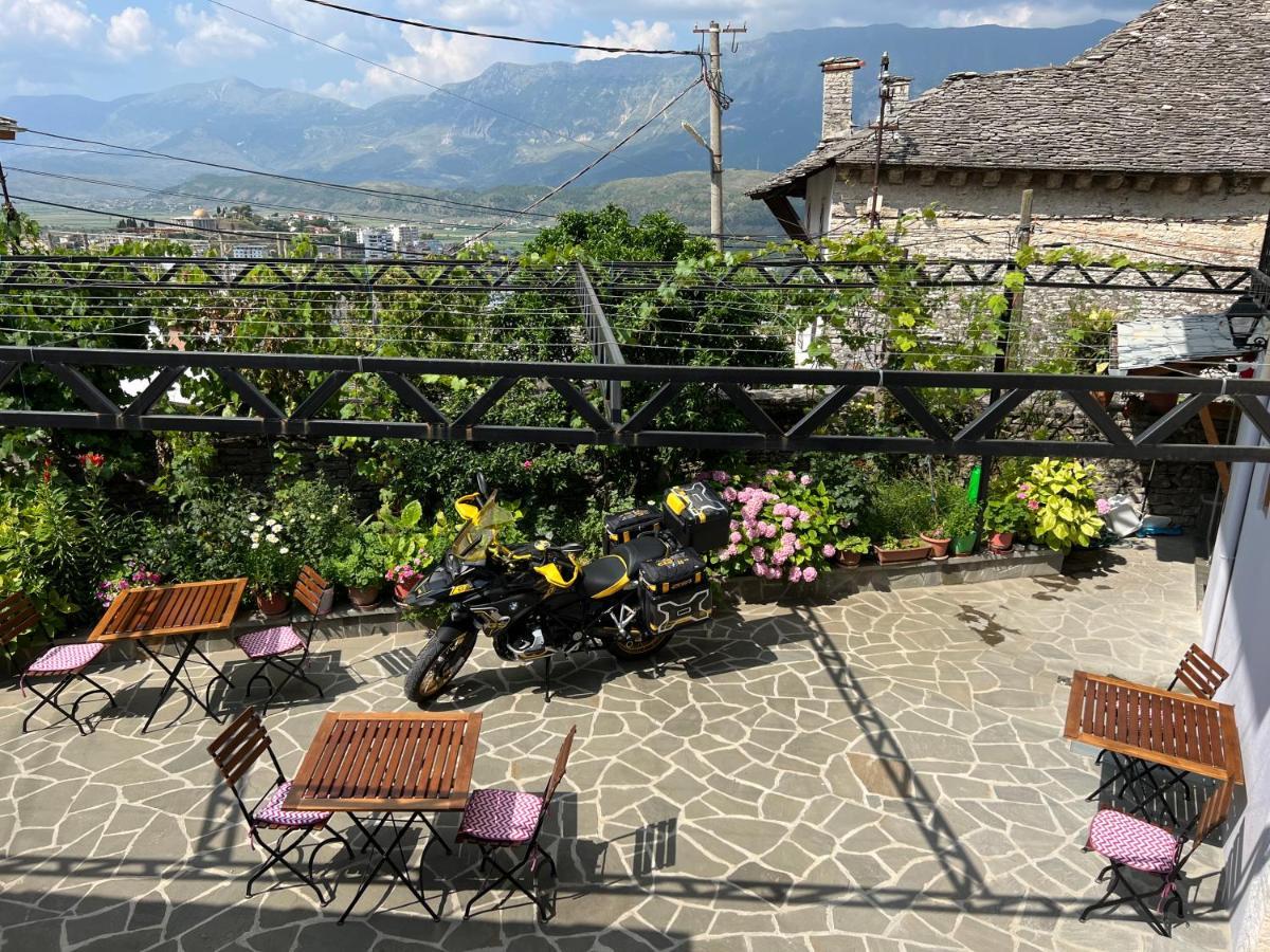 Palorto Hotel ジロカストラ エクステリア 写真