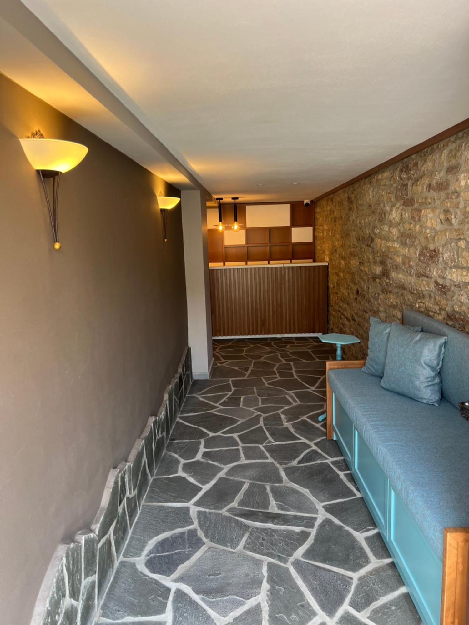 Palorto Hotel ジロカストラ エクステリア 写真